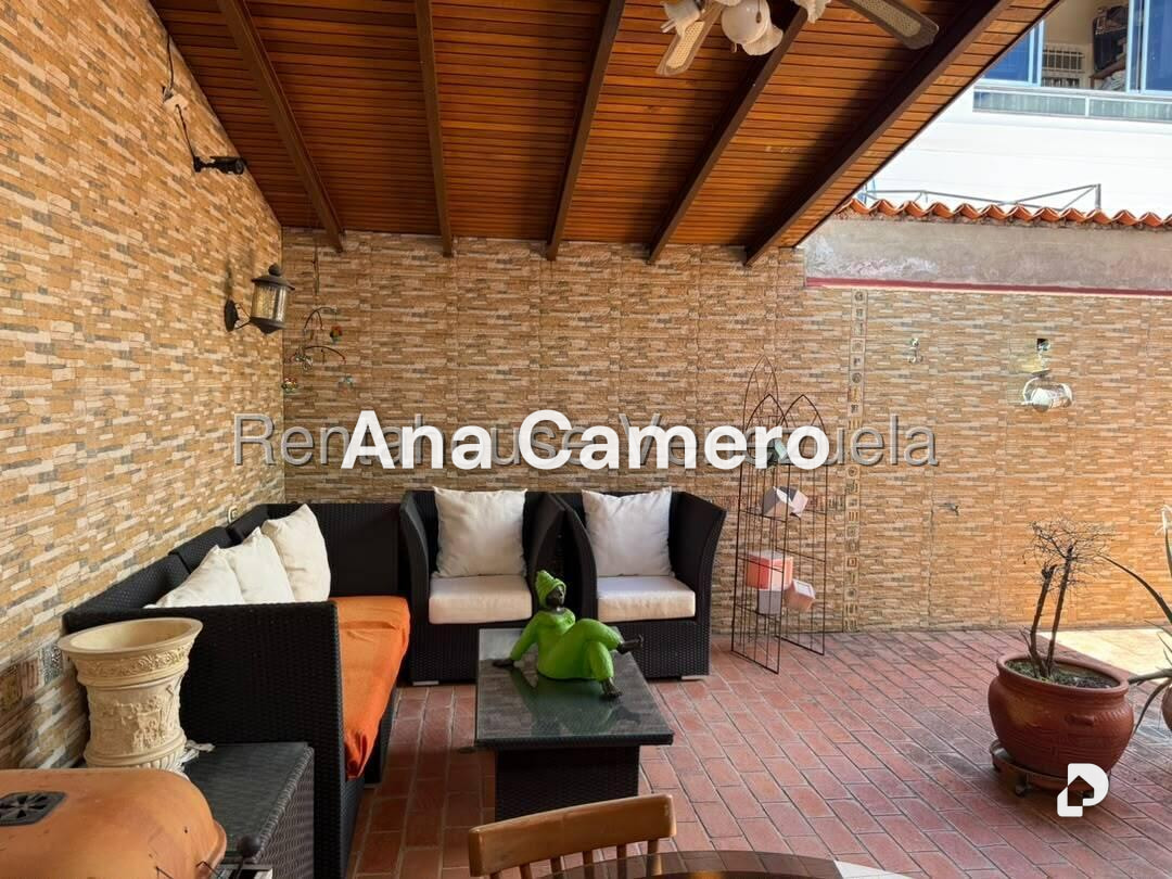 Casa en Santa Paula, Caracas – 12