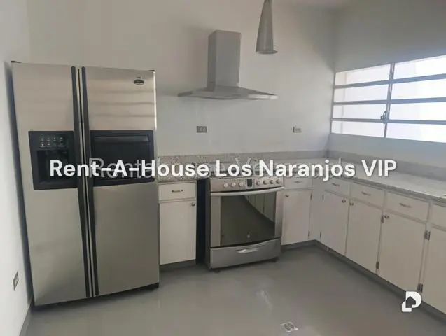 Casa en Prados del Este, Caracas – 9