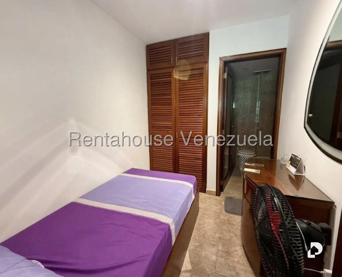Apartamento en Lomas de La Lagunita, Caracas – 28