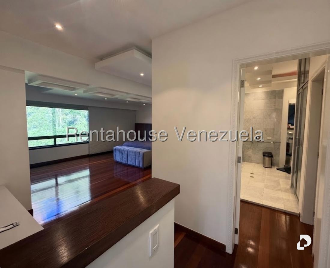 Apartamento en Lomas de La Lagunita, Caracas – 9