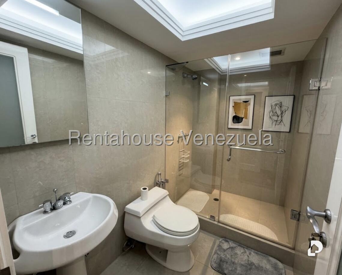 Apartamento en Lomas de La Lagunita, Caracas – 21