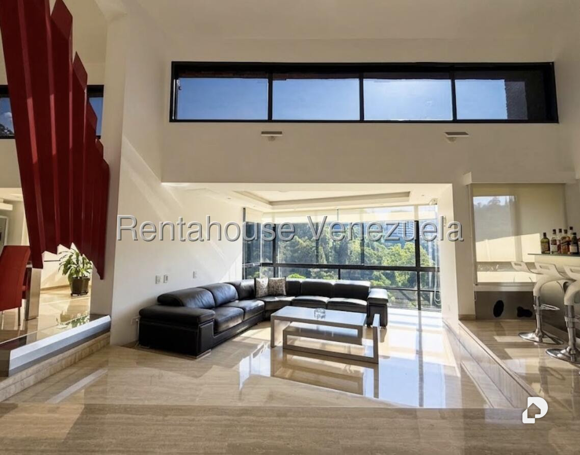 Apartamento en Lomas de La Lagunita, Caracas – 2