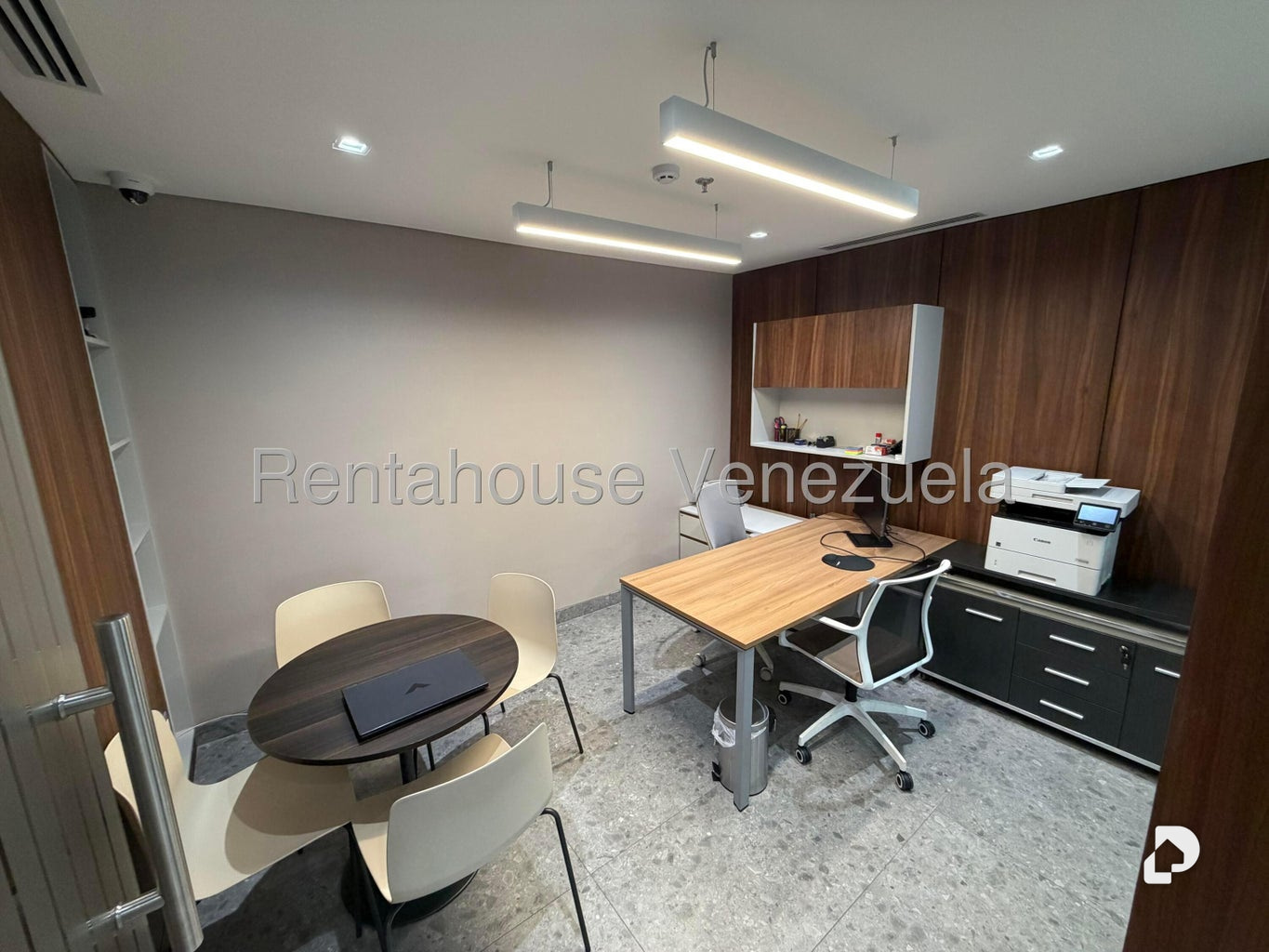 Oficina en Las Mercedes, Caracas – 9