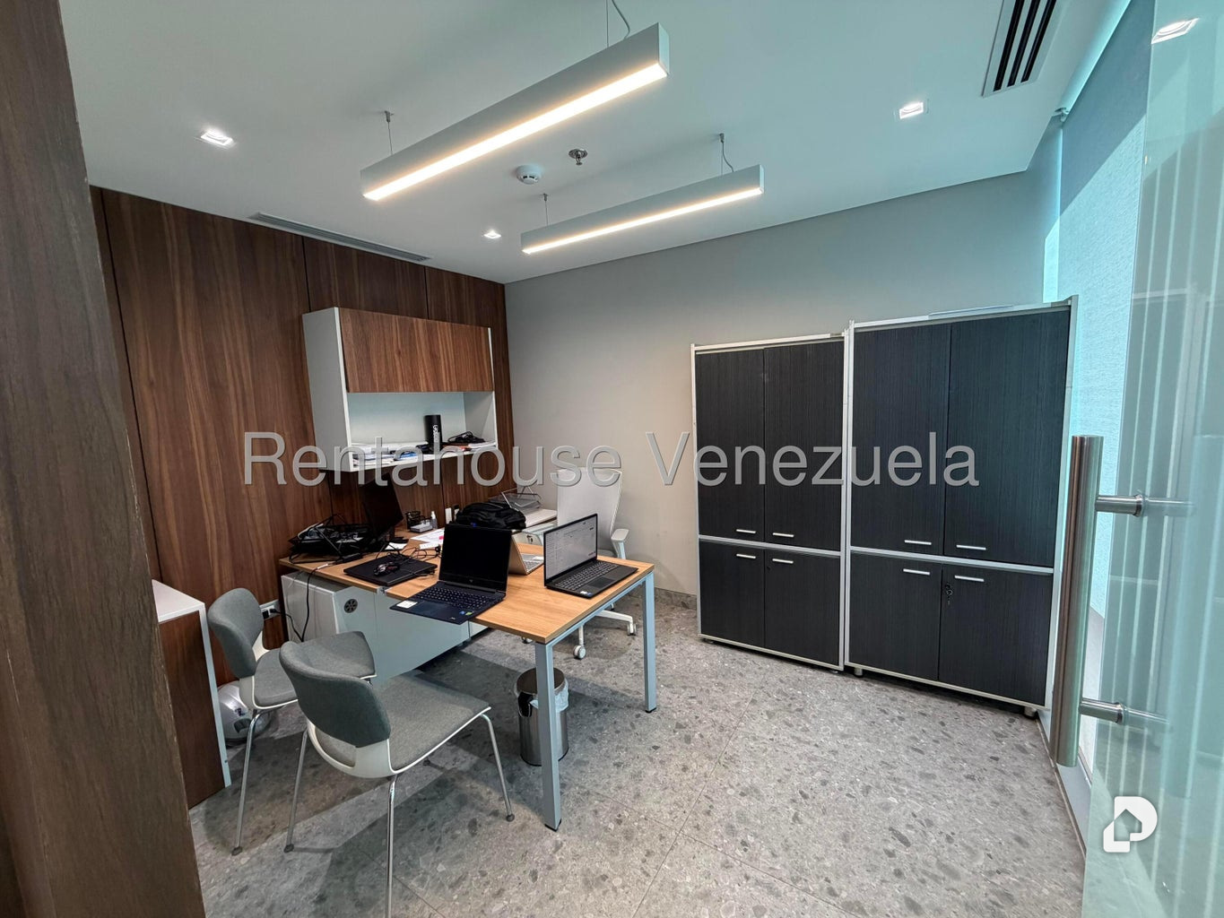 Oficina en Las Mercedes, Caracas – 20