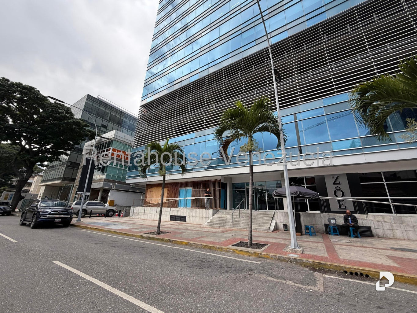 Oficina en Las Mercedes, Caracas – 30
