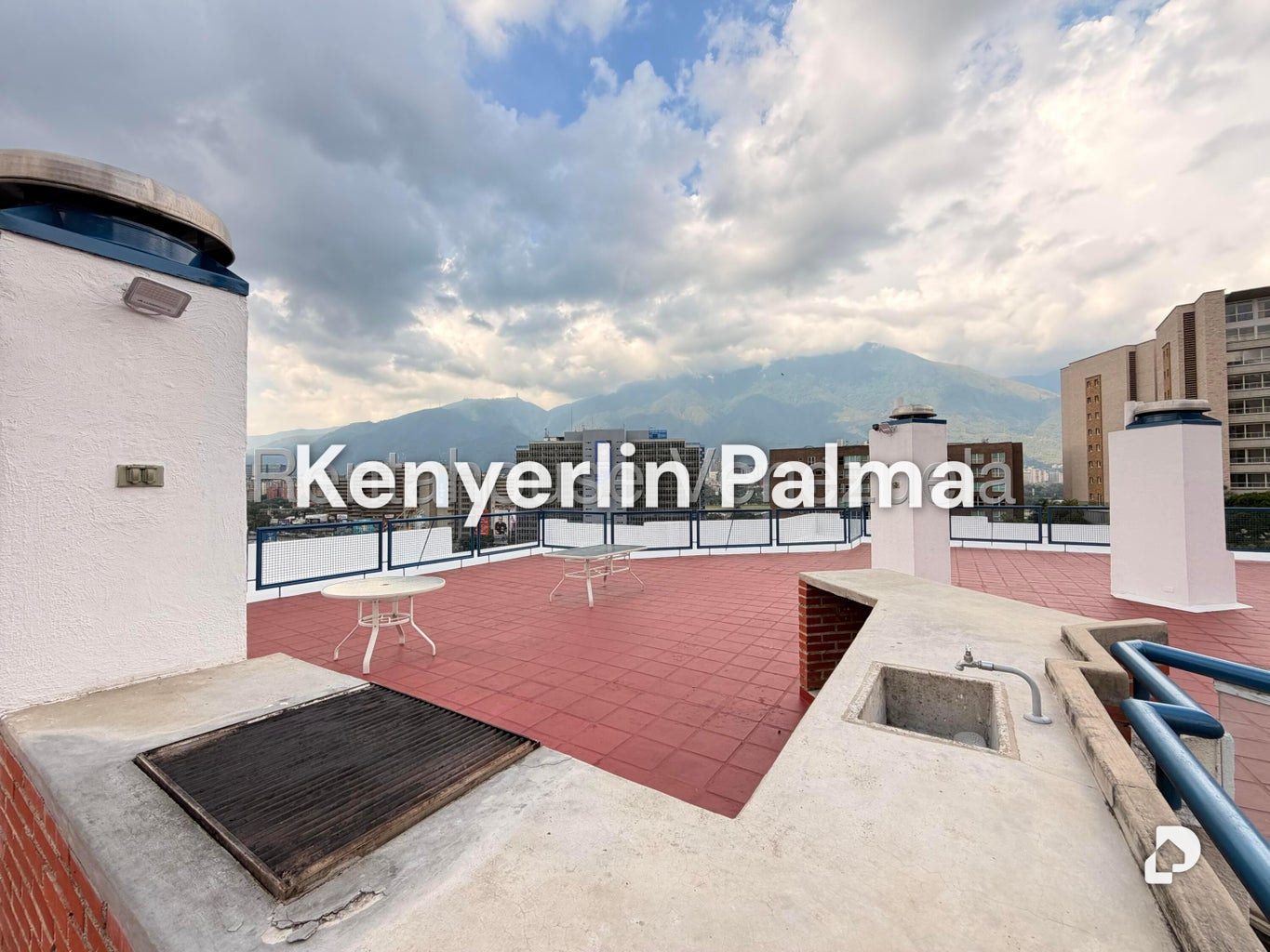 Apartamento en Lomas de Las Mercedes, Caracas – 30