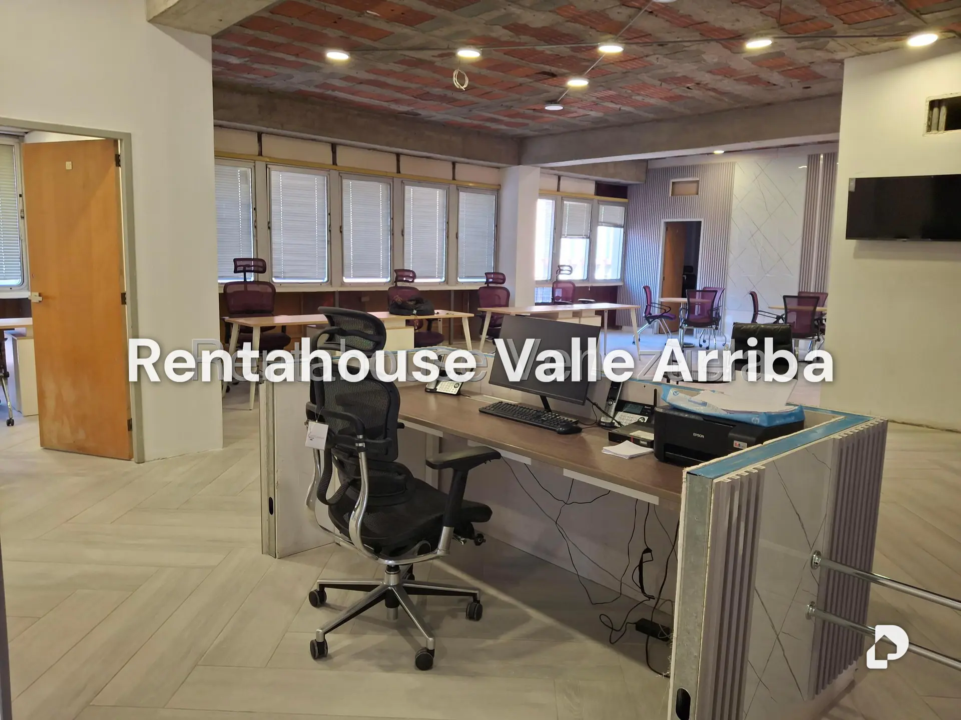 Office in El Rosal, Caracas – 30