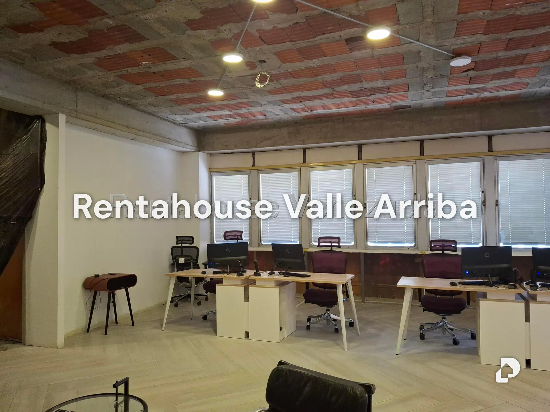 Office in El Rosal, Caracas – 15