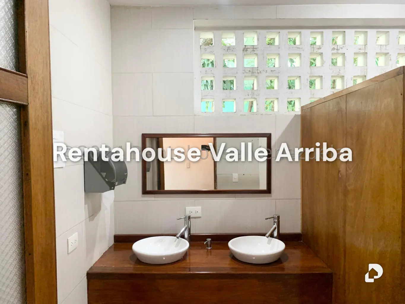 Casa en Alta Florida, Caracas – 16