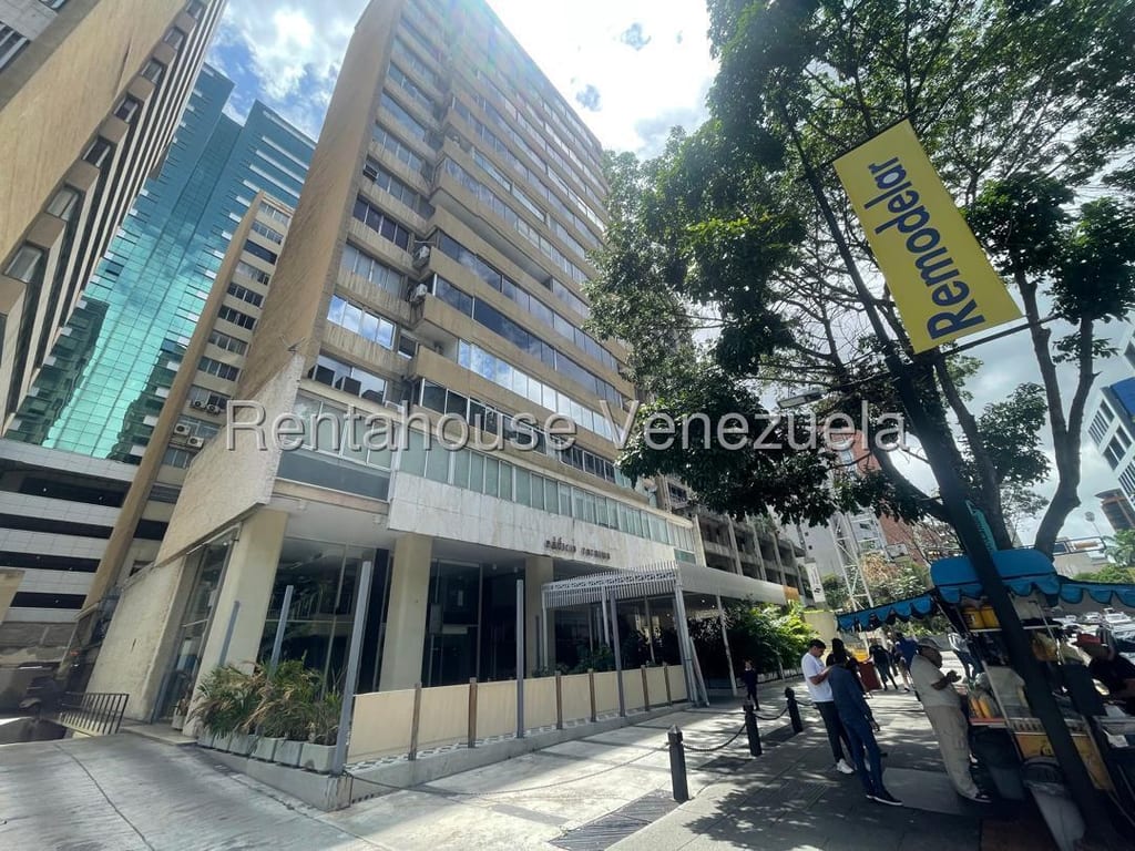 Office in El Rosal, Caracas - 1