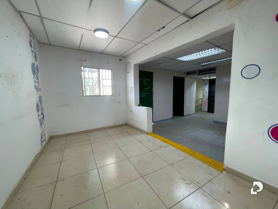 Local comercial en Avenida La Limpia, Maracaibo – 14