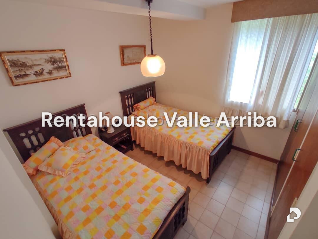 Casa en Club de Campo, San Antonio de Los Altos – 28
