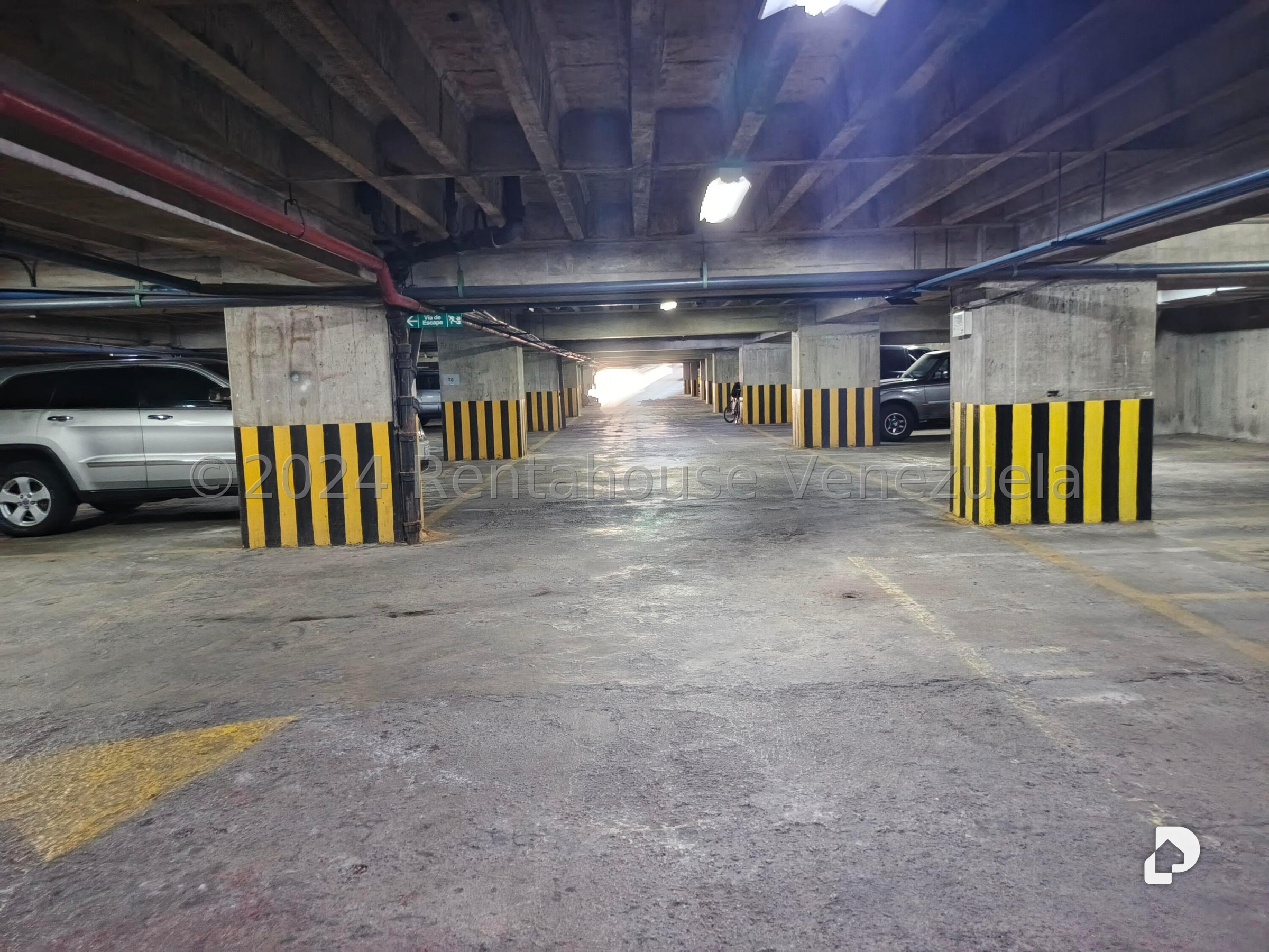 Oficina en Macaracuay, Caracas – 17