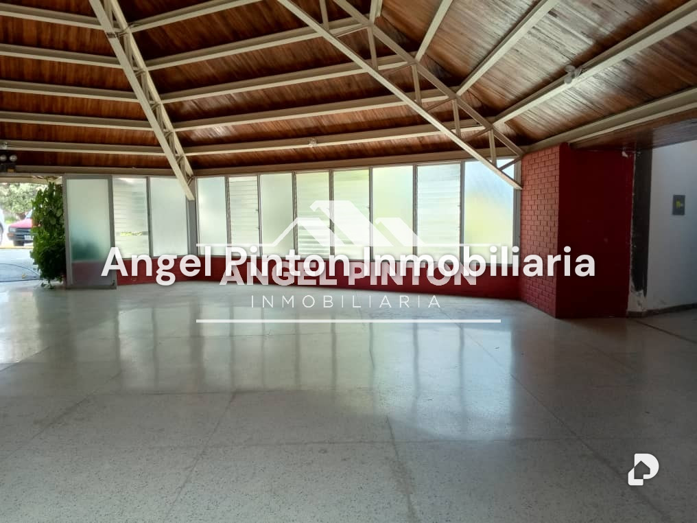 Edificio en Avenida Las Industrias, Barquisimeto – 11