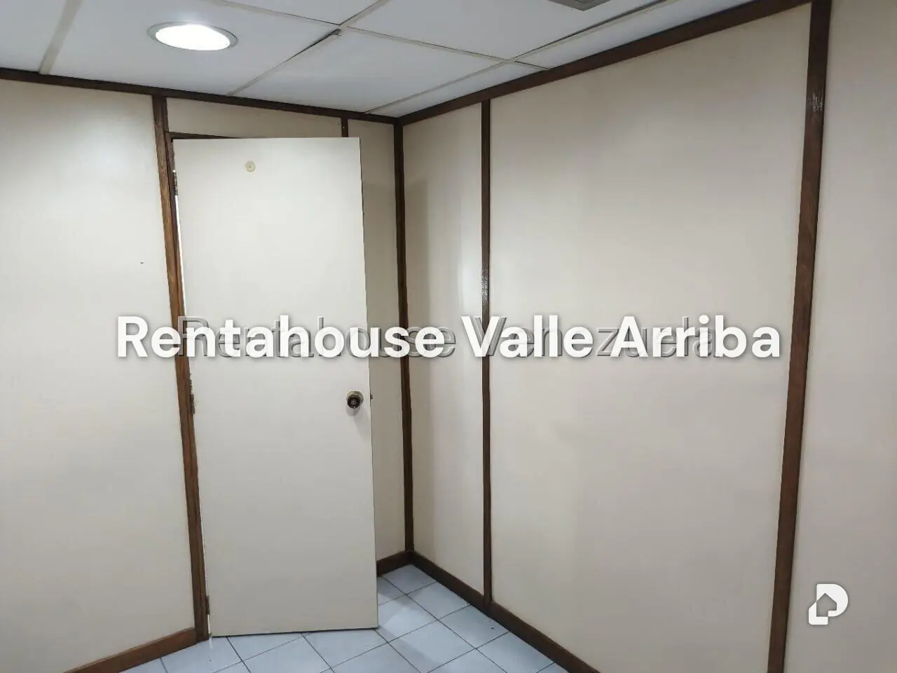 Local comercial en Propatria, Caracas – 10