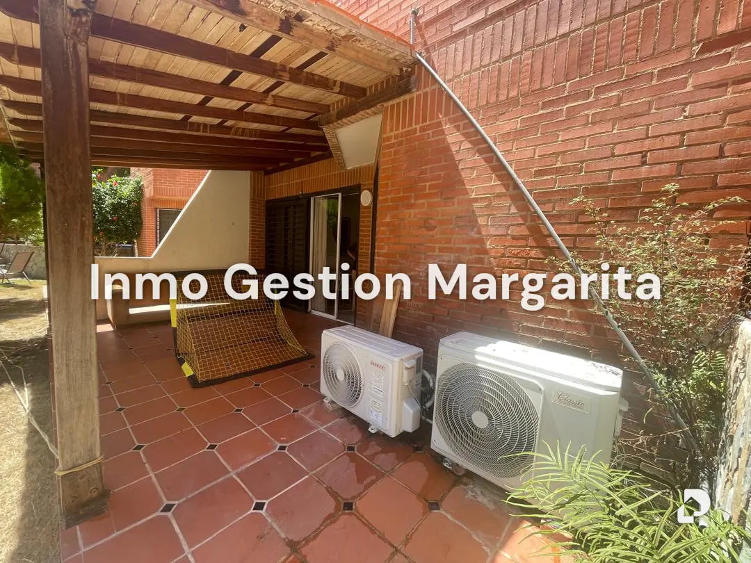 Apartamento en Urbanización La Arboleda, Porlamar – 28