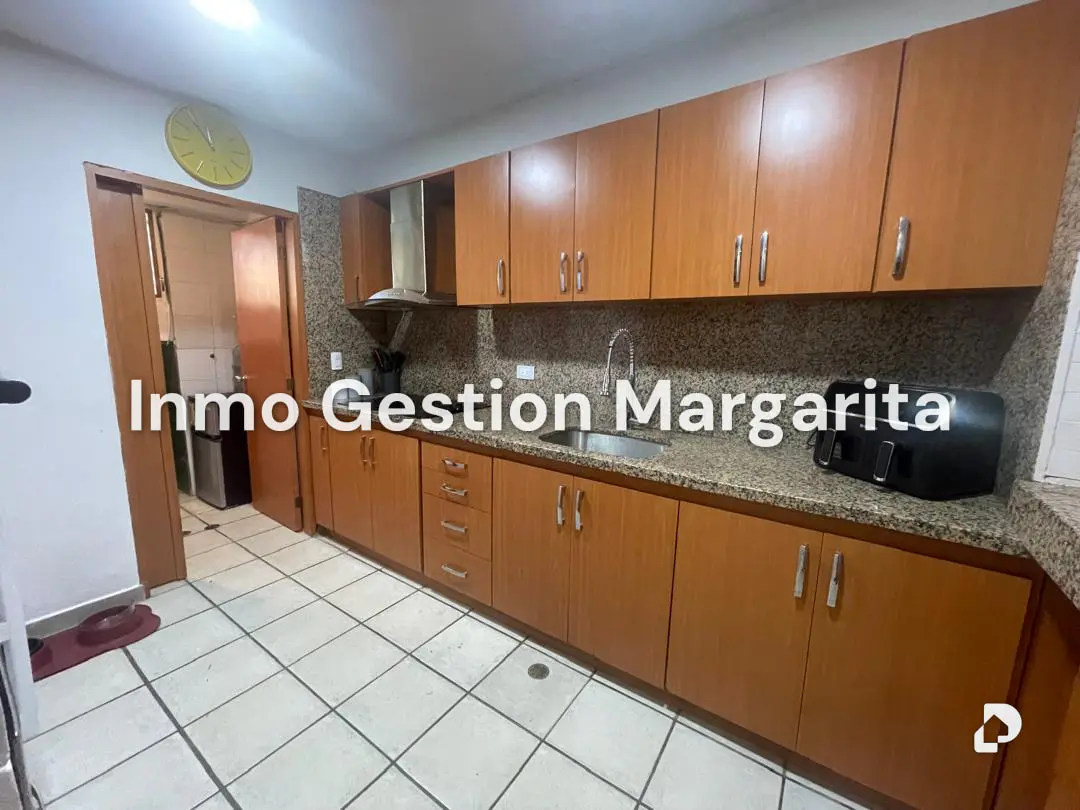 Apartamento en Urbanización La Arboleda, Porlamar – 12