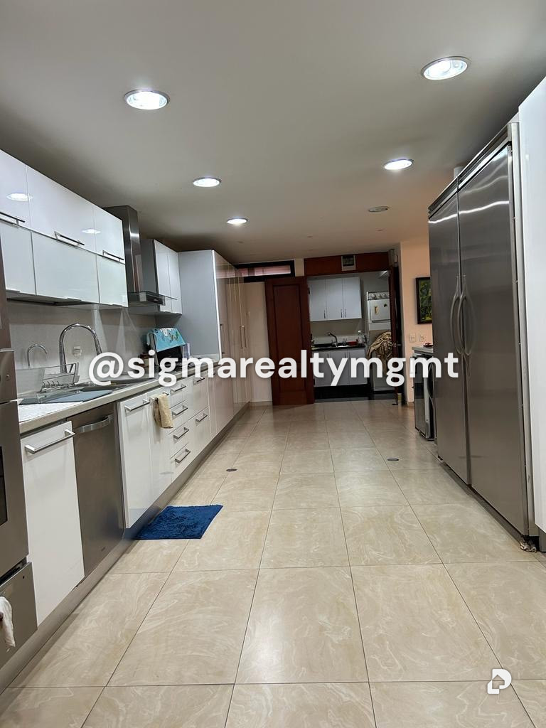 Apartment in La Castellana, Caracas – 8