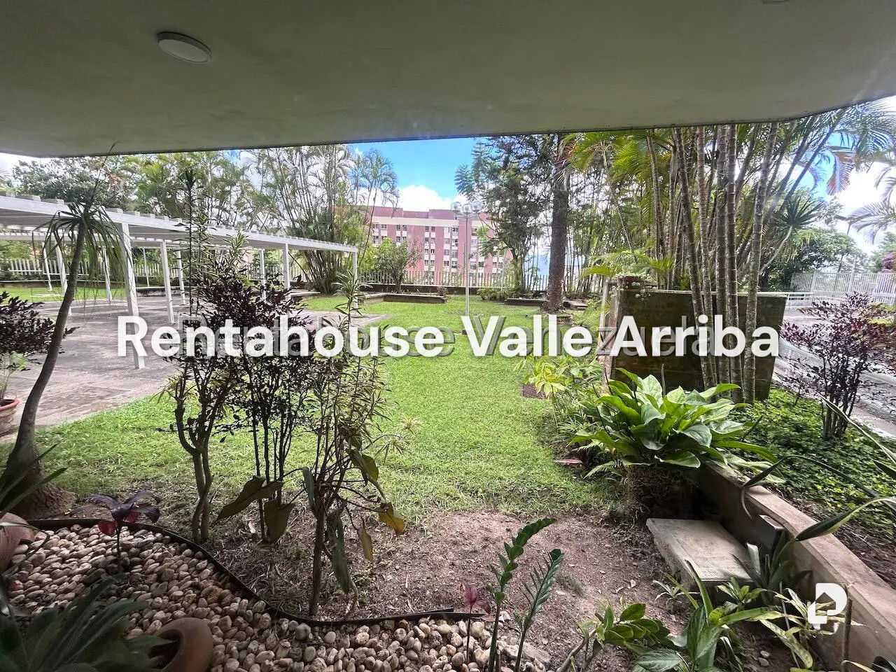 Apartamento en Los Naranjos (del Cafetal), Caracas – 22