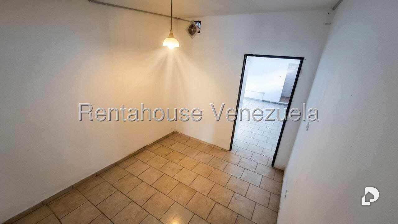 Local comercial en Colinas de Bello Monte, Caracas – 6