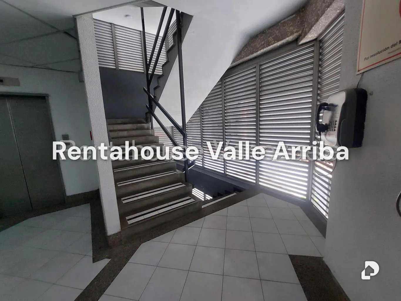 Local comercial en San Bernardino, Caracas – 22