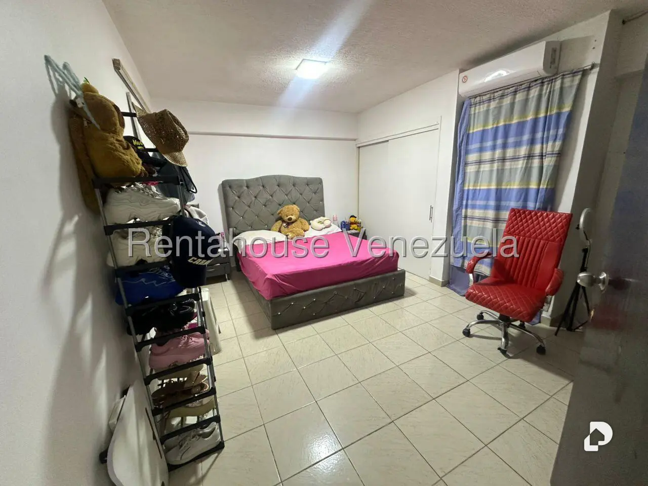 Apartamento en El Paraíso, Caracas – 11