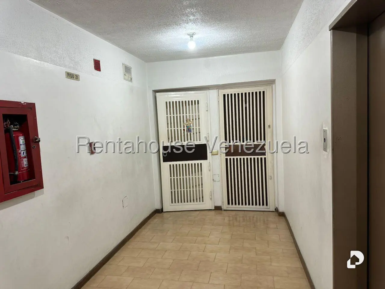 Apartamento en El Paraíso, Caracas – 3
