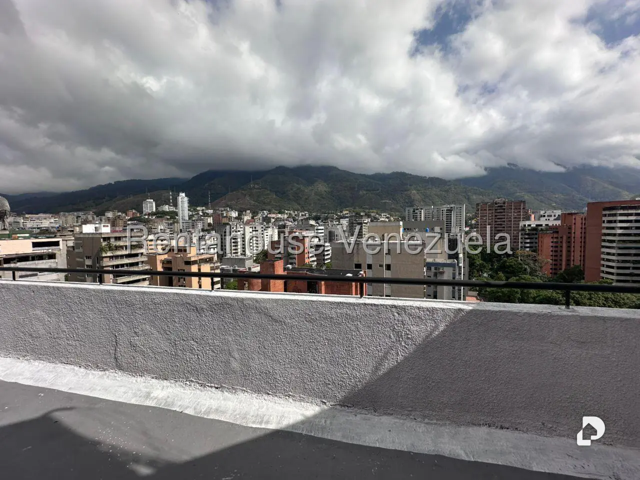 Apartamento en La Florida, Caracas – 27