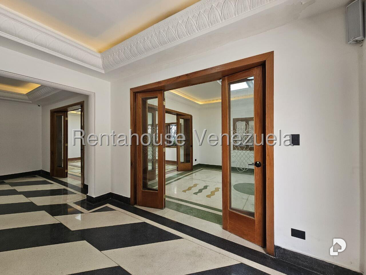 Local comercial en San Bernardino, Caracas – 17