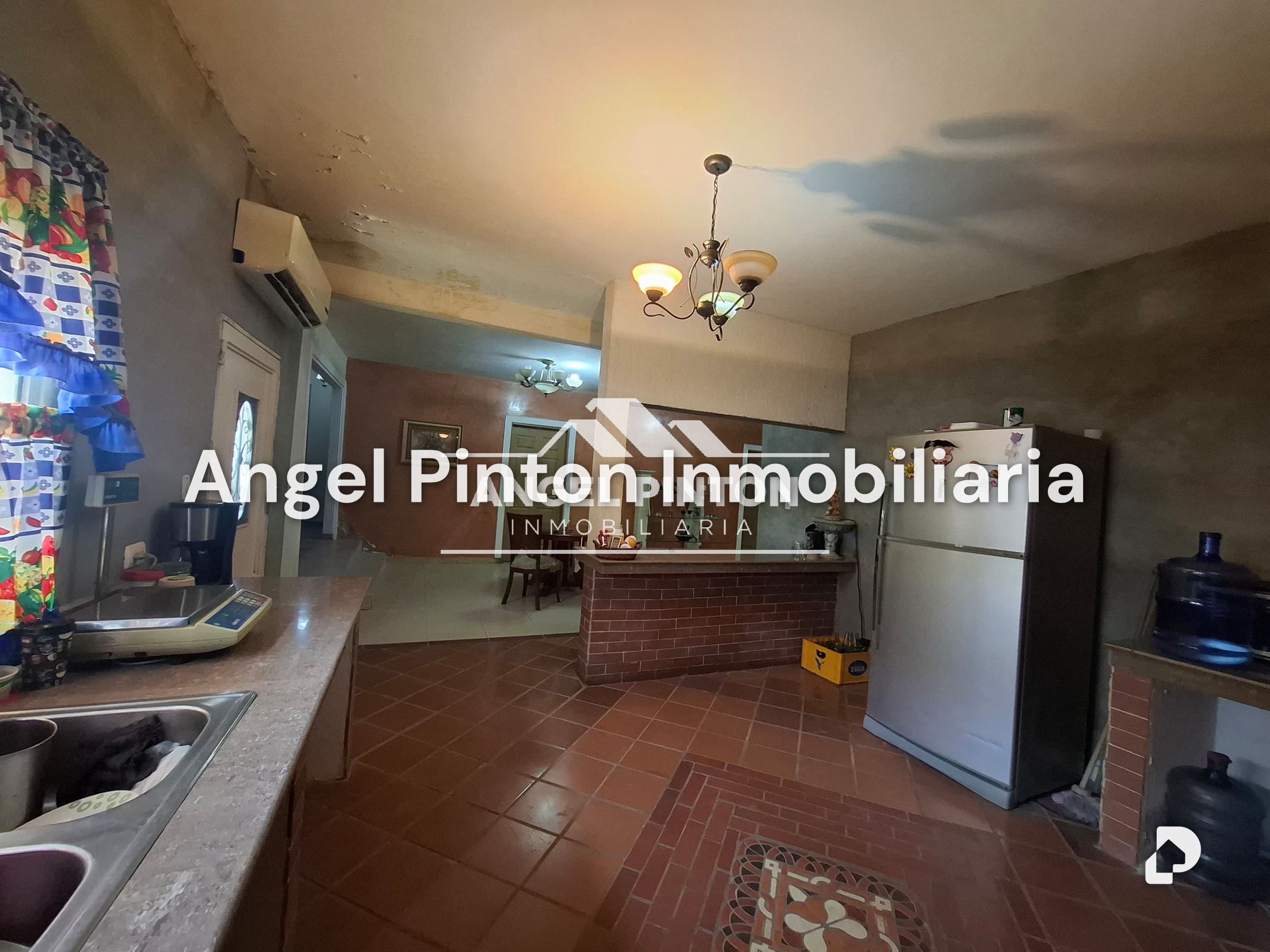 Casa en Avenida 32, Cabimas – 10