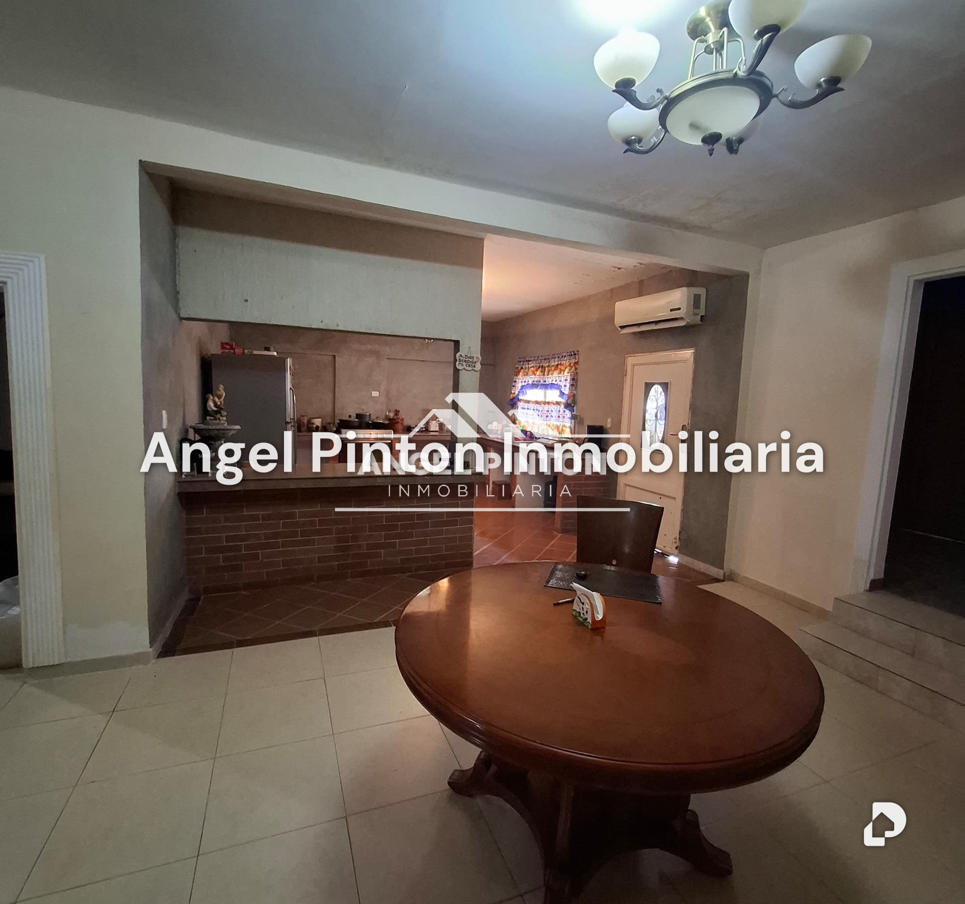Casa en Avenida 32, Cabimas – 11
