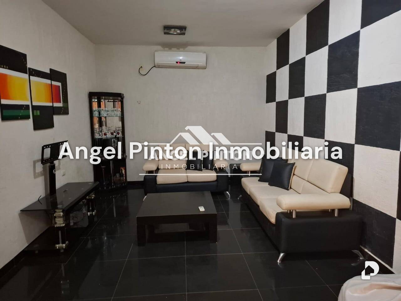 Casa en Avenida 32, Cabimas – 3