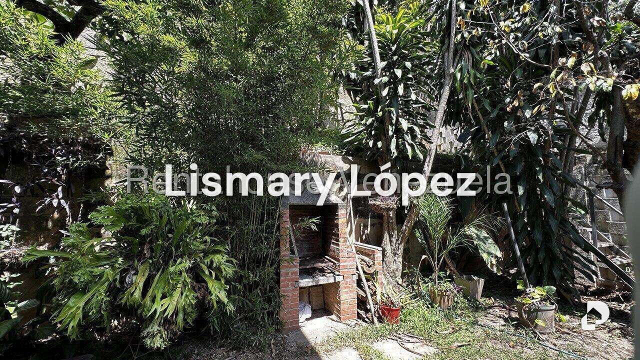 Casa en Prados del Este, Caracas – 29