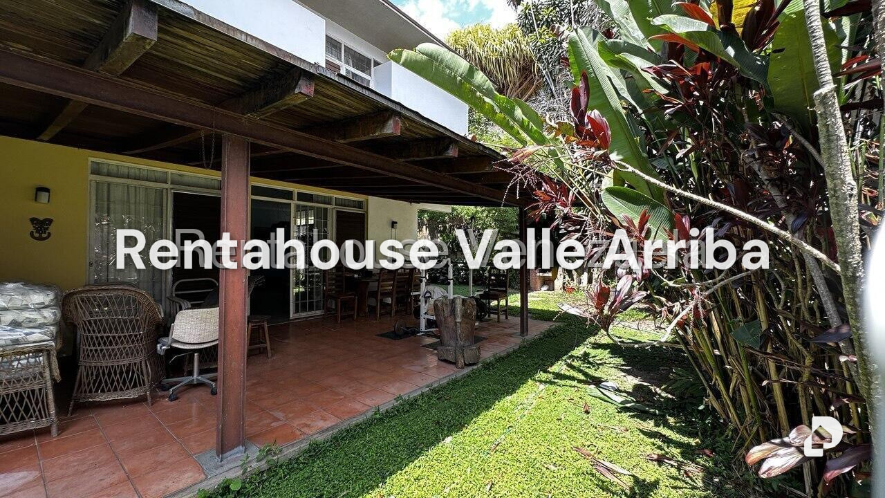 Casa en Prados del Este, Caracas – 22