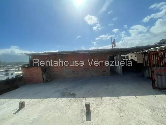 Commercial space in Los Rosales, Caracas - 1