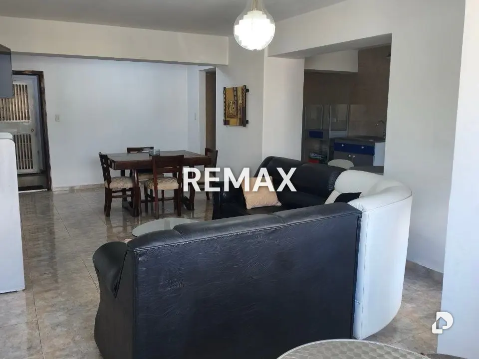 Apartamento en Barrio Las Flores, Maracay – 6