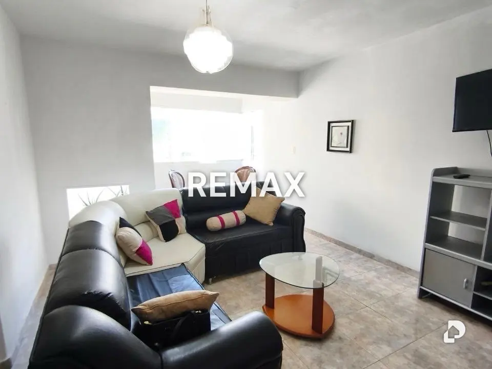 Apartamento en Barrio Las Flores, Maracay – 2