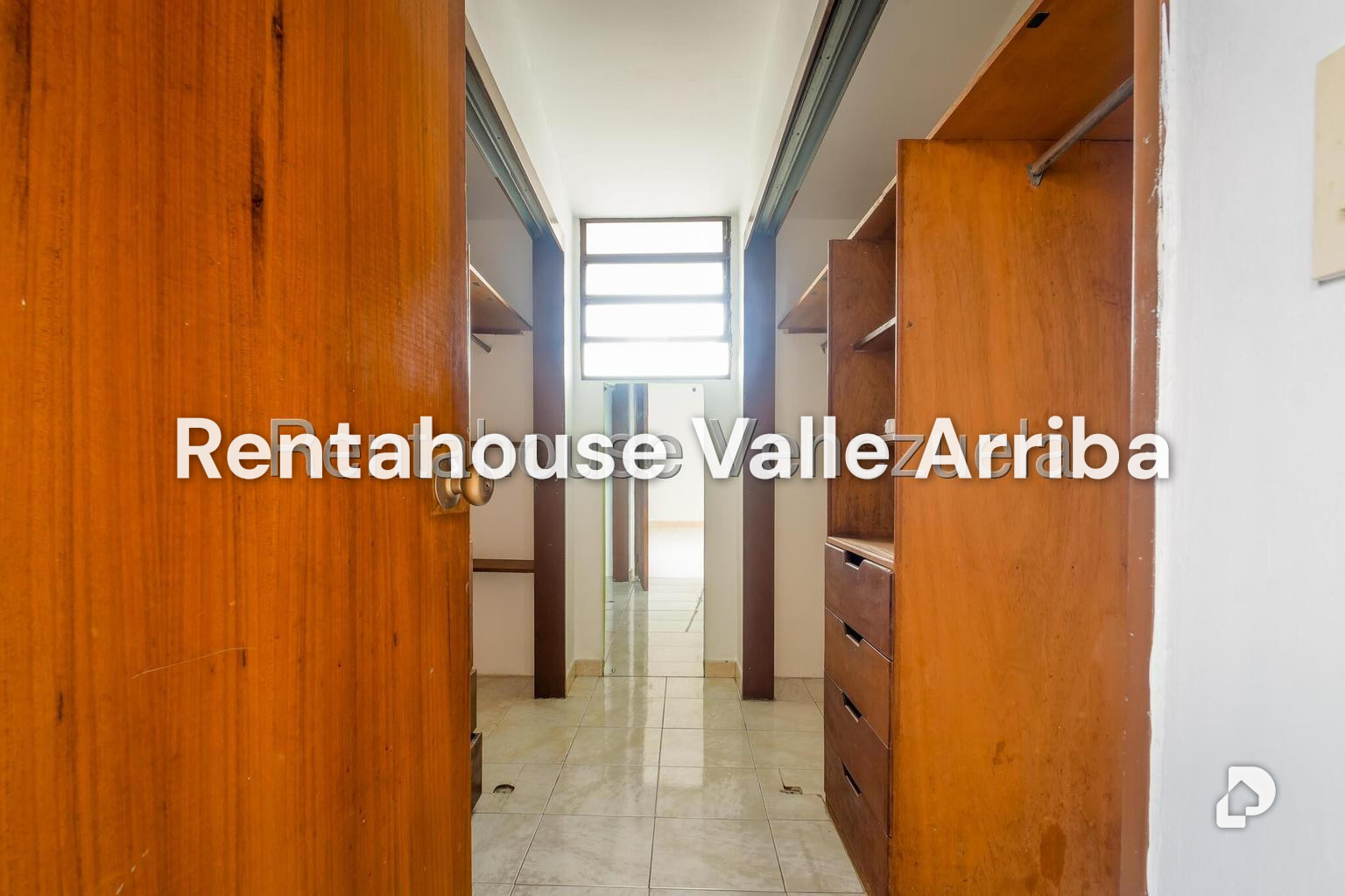House in Santa Fe Norte, Caracas – 15