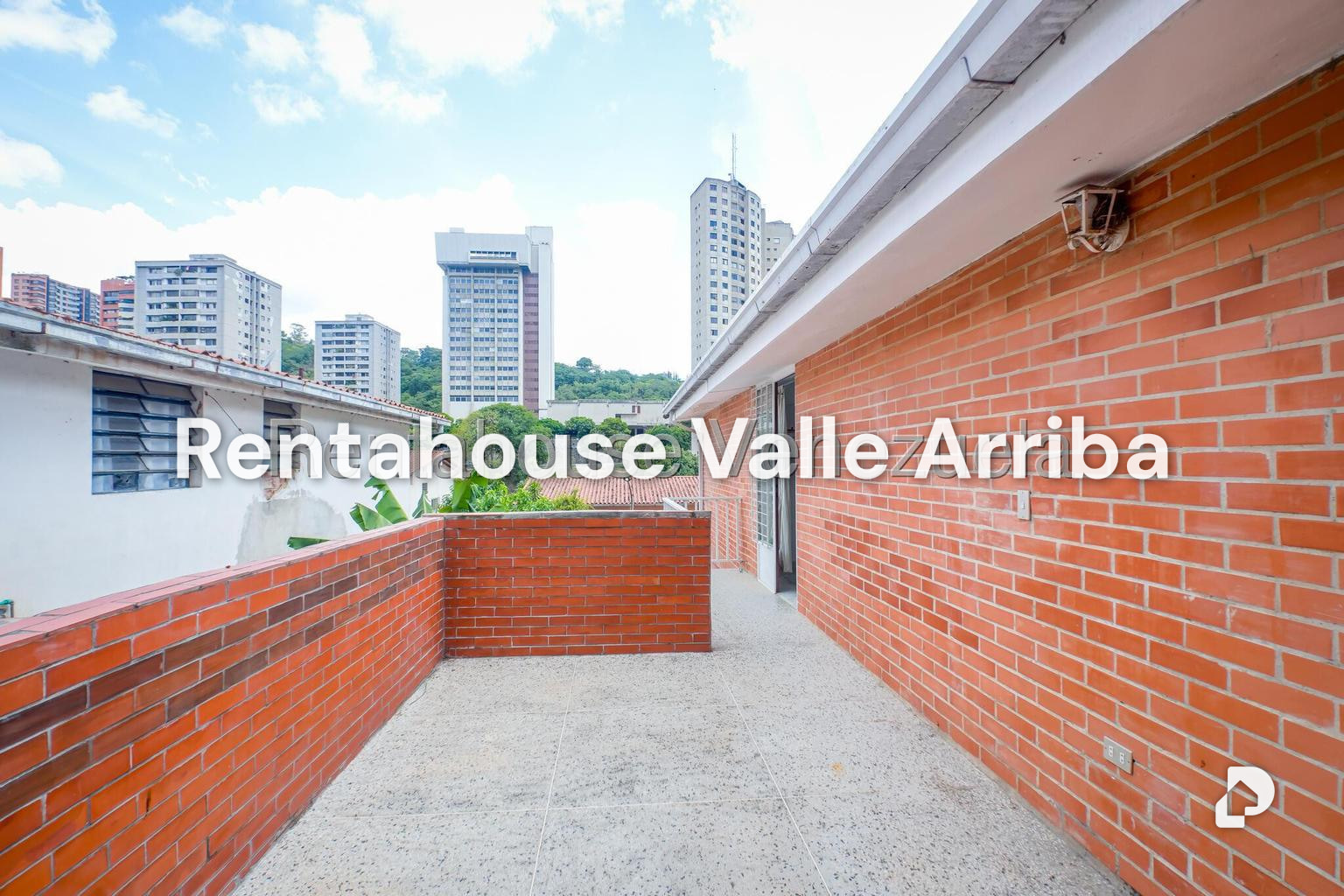 House in Santa Fe Norte, Caracas – 23