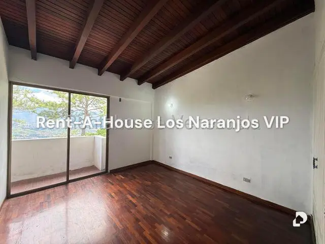 Casa en Alto Prado, Caracas – 12