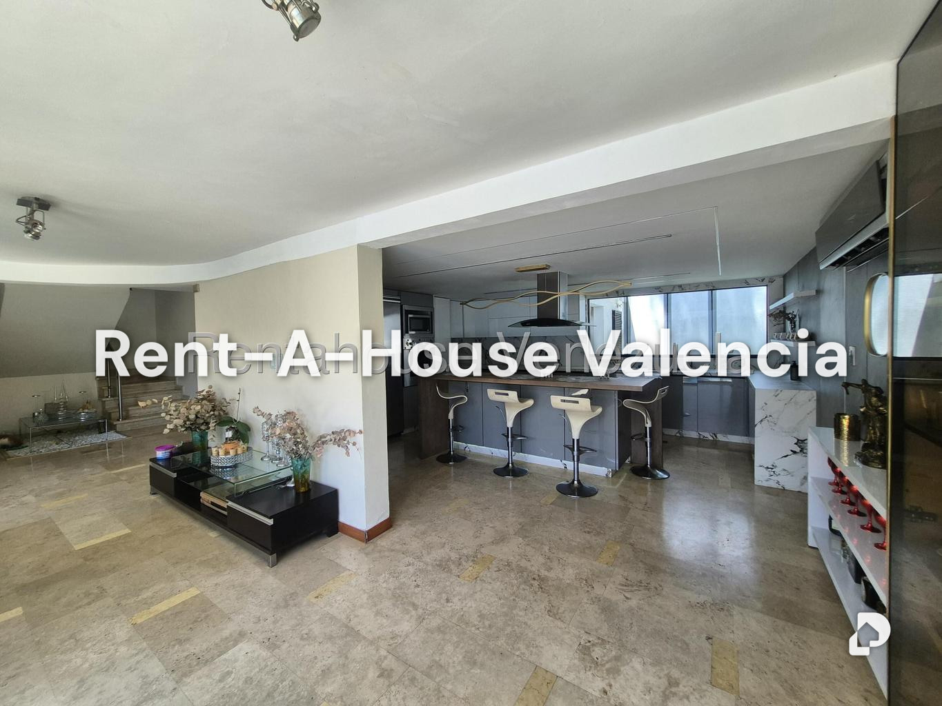 Casa en Colinas de Guataparo, Valencia – 13