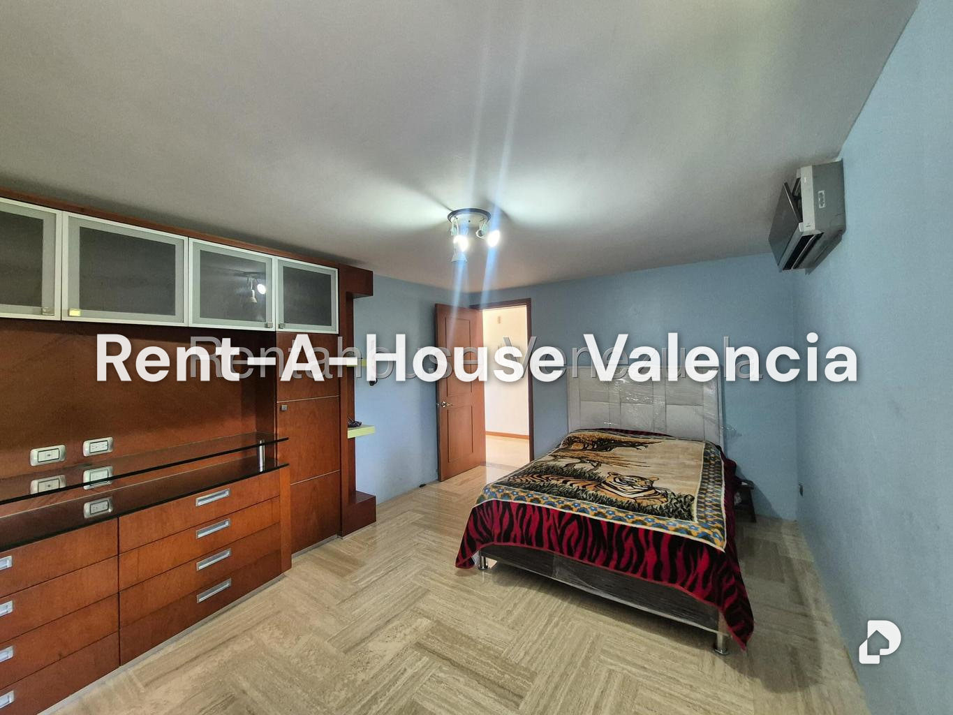 Casa en Colinas de Guataparo, Valencia – 35