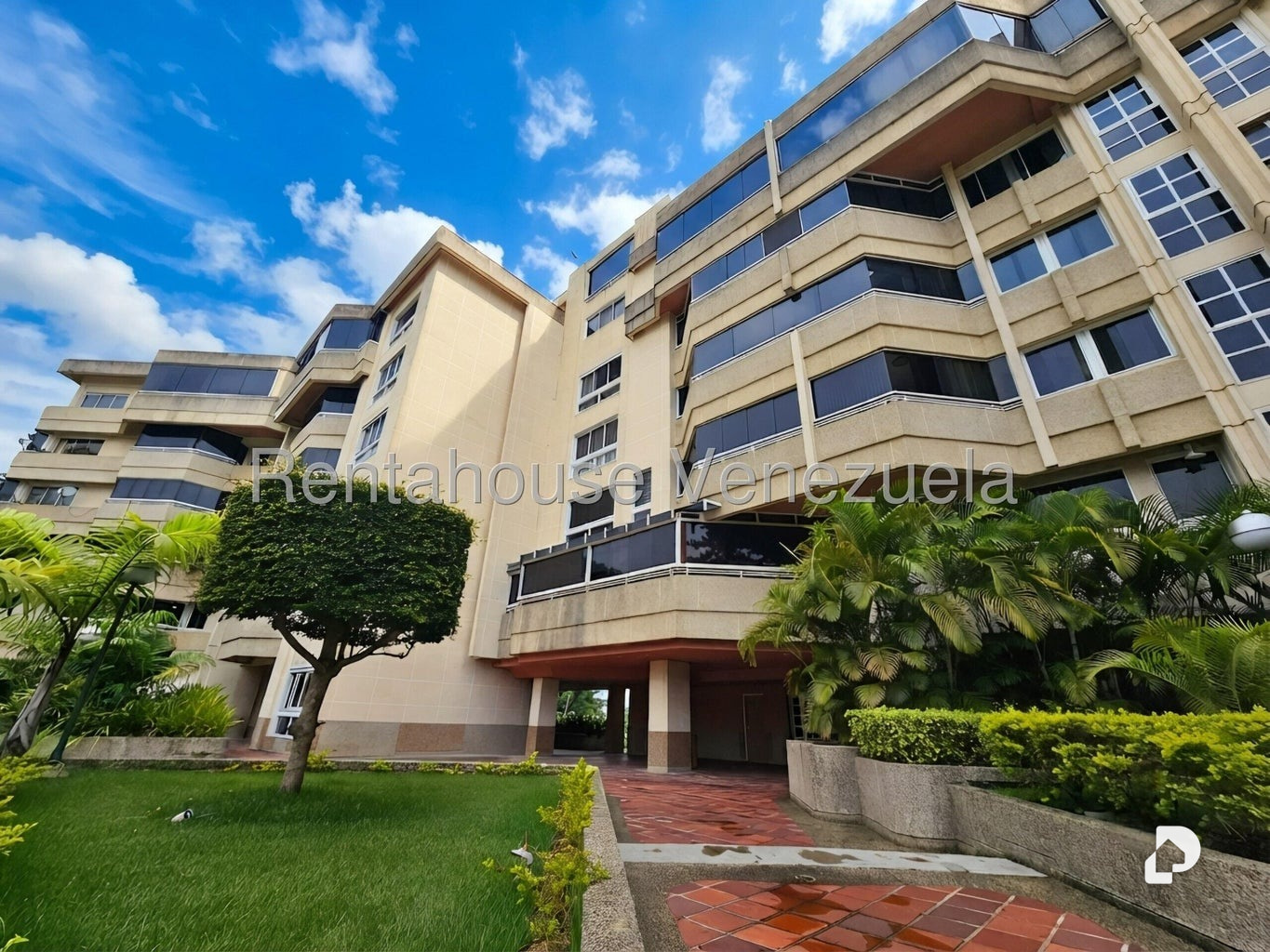 Apartment in Urbanización Miranda, Caracas – 1