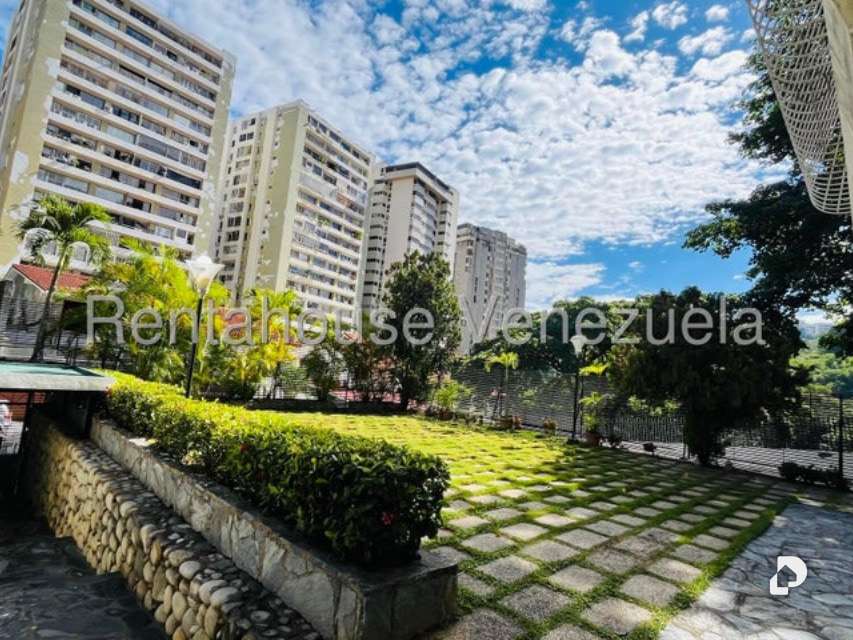 Apartment in Santa Fe Sur, Caracas – 14