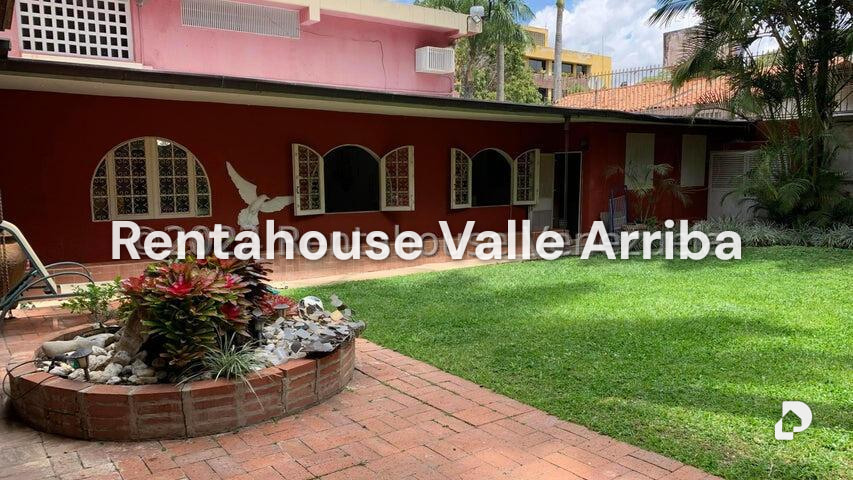 Casa en Cumbres de Curumo, Caracas – 29