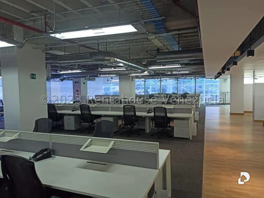 Office in La Urbina, Caracas – 4