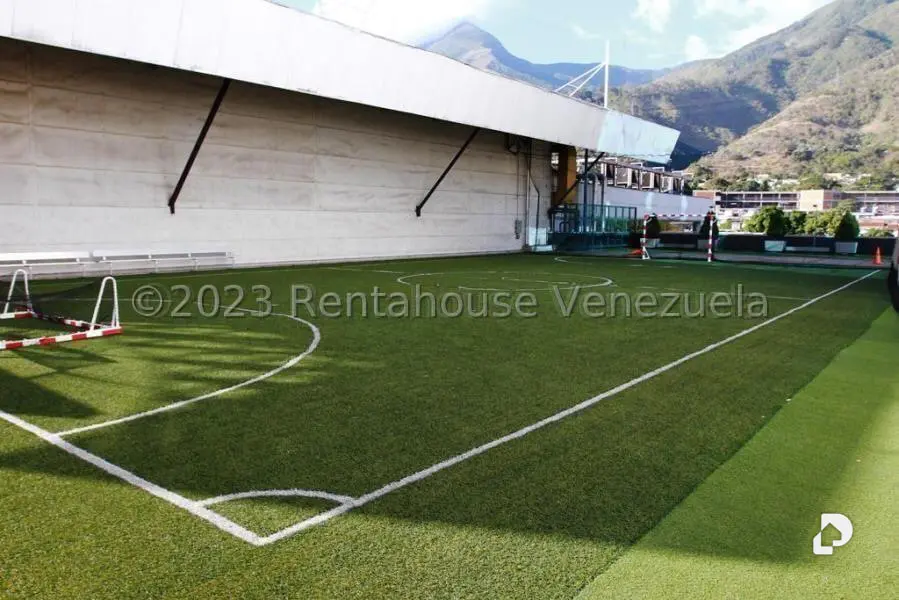 Office in La Urbina, Caracas – 16