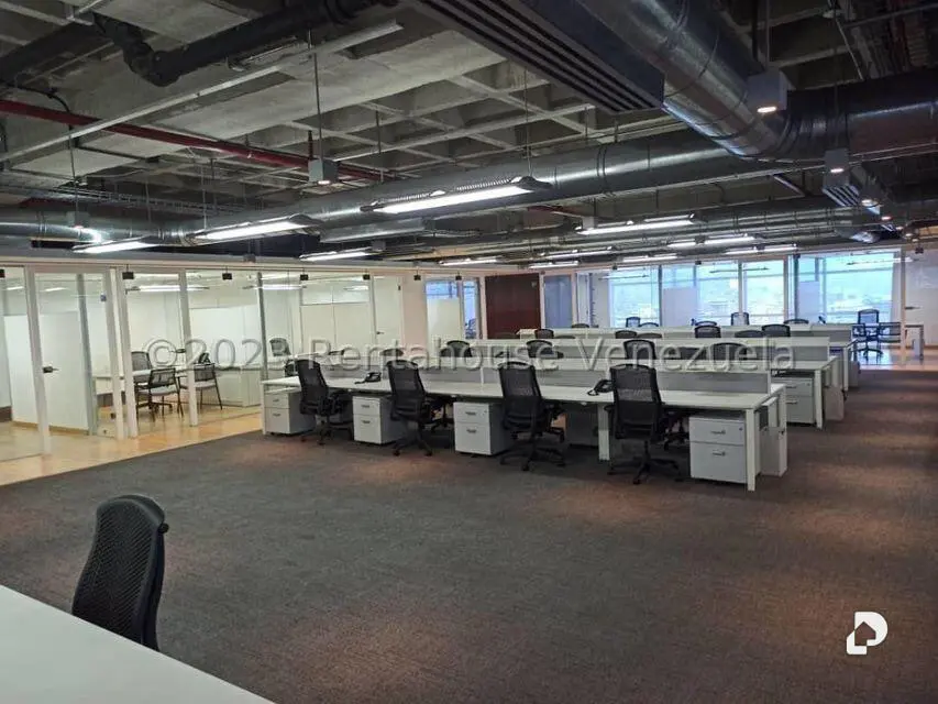 Office in La Urbina, Caracas – 6
