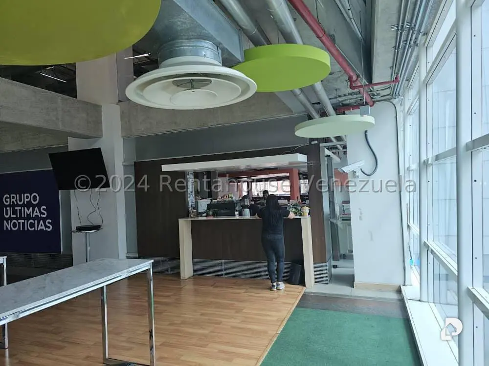 Office in La Urbina, Caracas – 26
