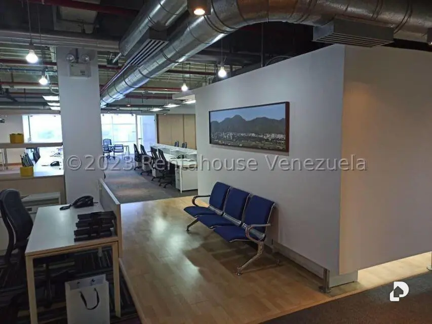 Office in La Urbina, Caracas – 2